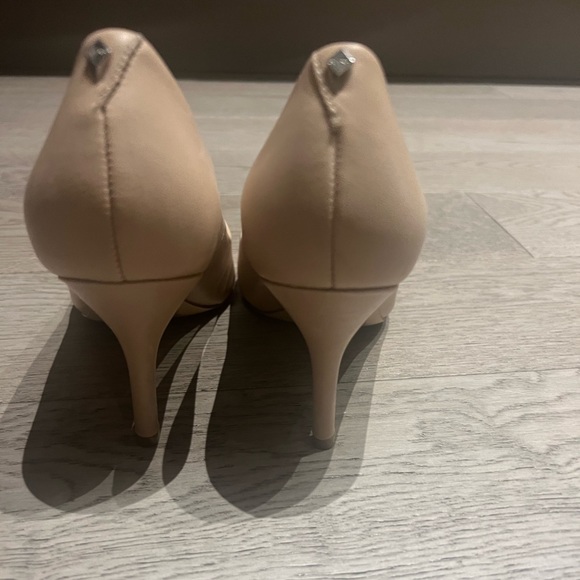 Aldo Coronitiflex classic stiletto pump colour bone size 5 - Picture 8 of 8